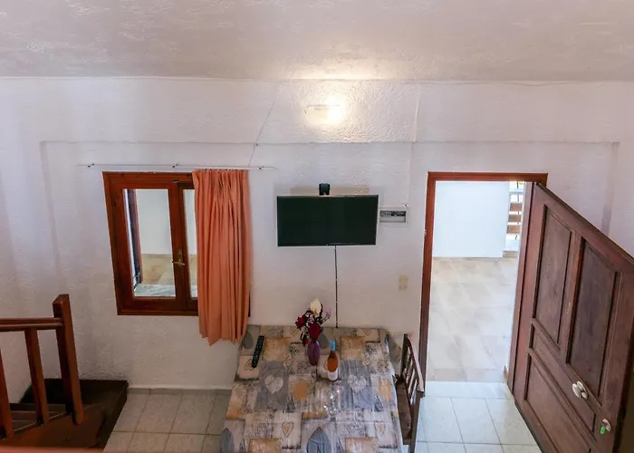 Anatoli Lygaria Apartments On The Beach