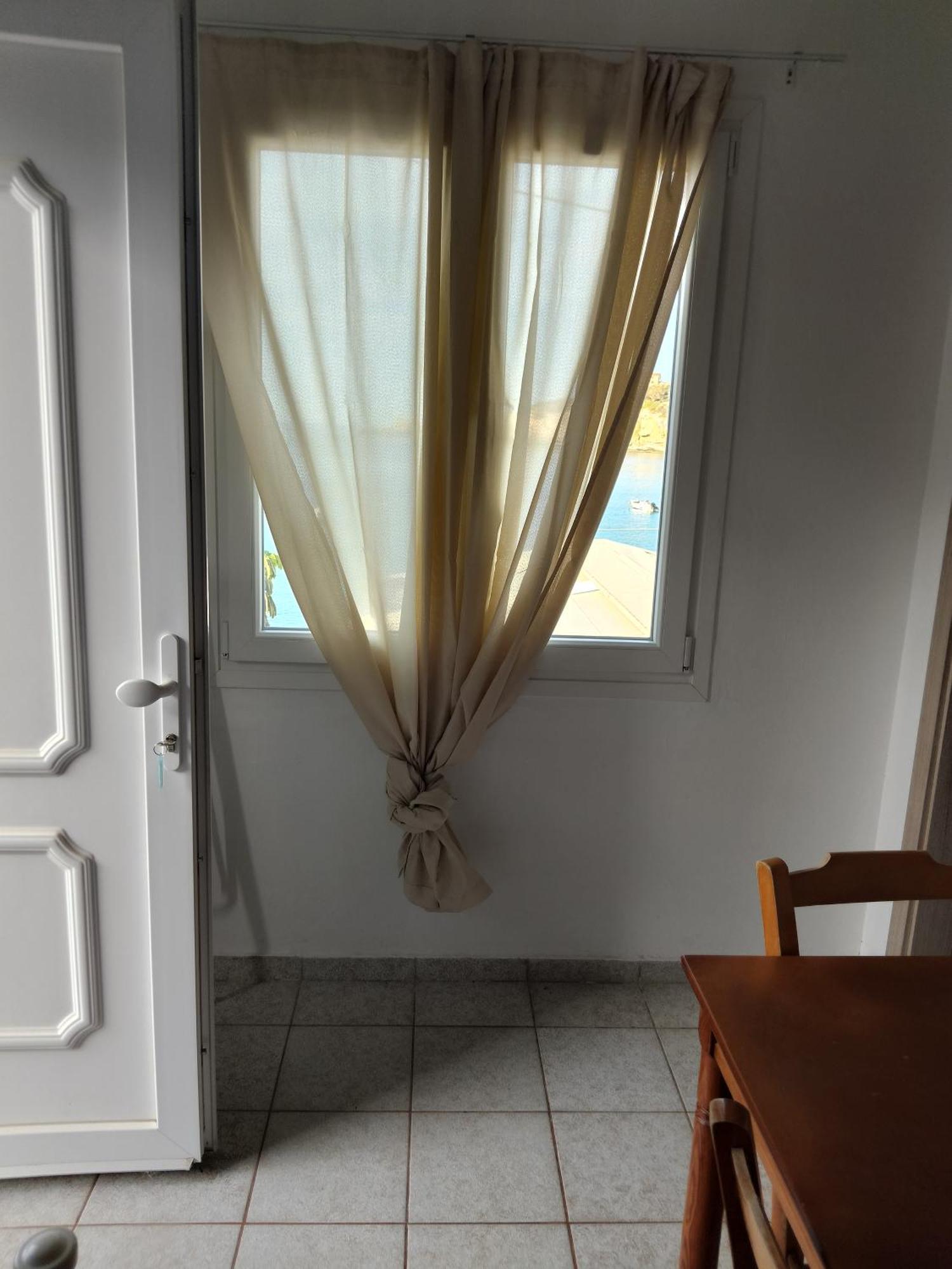 Anatoli Lygaria On The Apartmán
